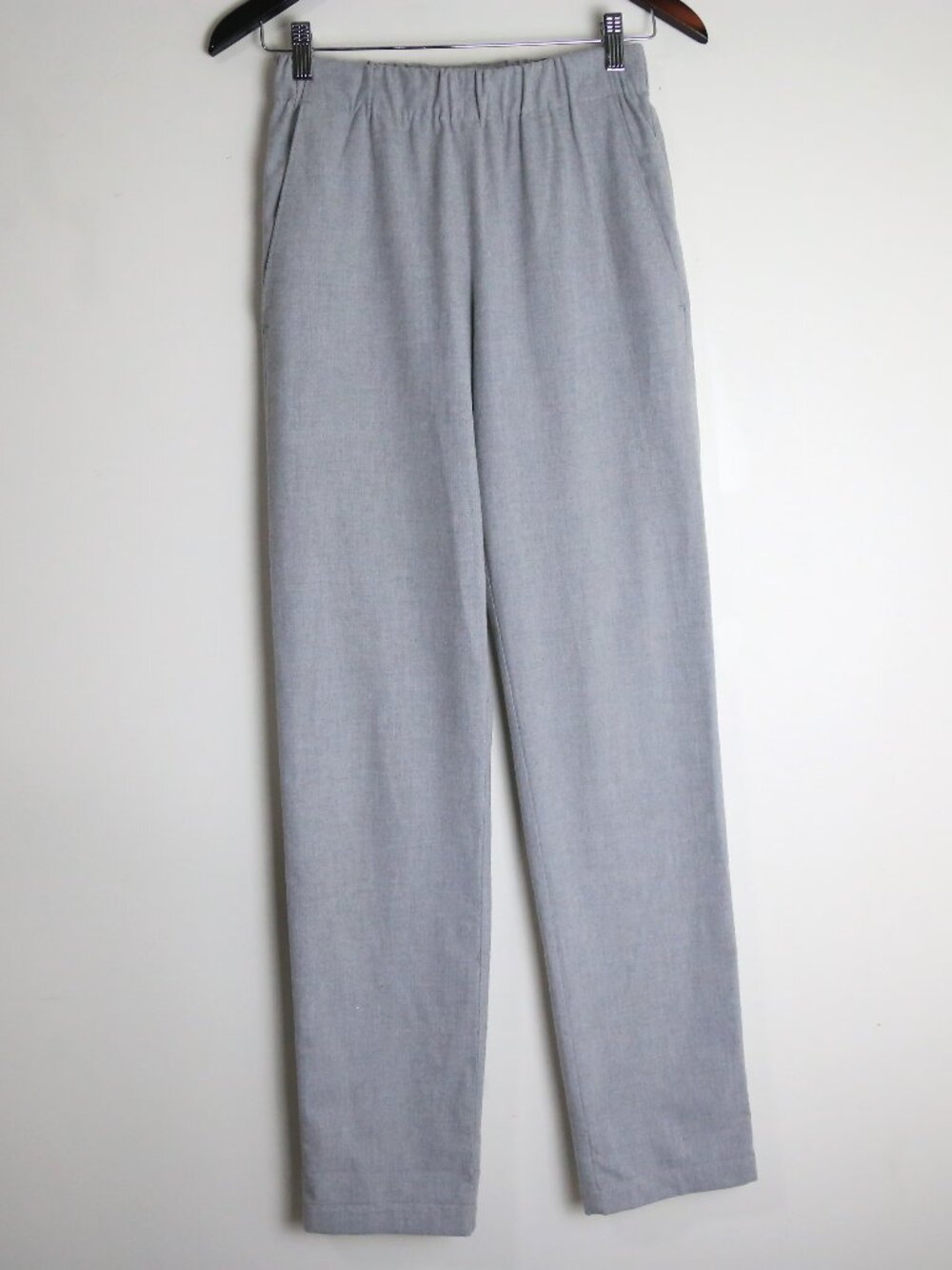 Aritzia The Group Babaton Gray Pull On Straight Leg Tailor Pants Women's Size XS